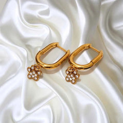Exquisite And Dainty Bear-claw Pendant Earrings