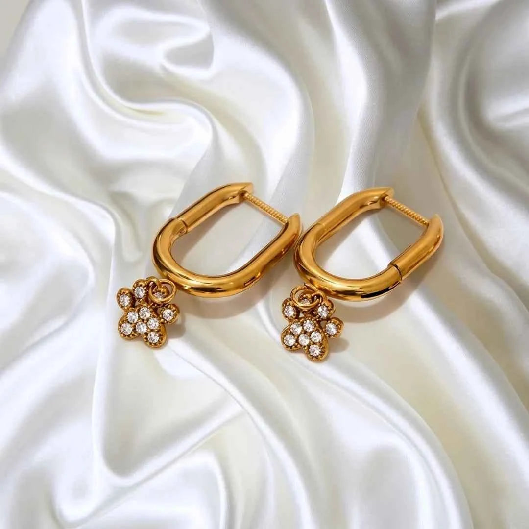 Exquisite And Dainty Bear-claw Pendant Earrings