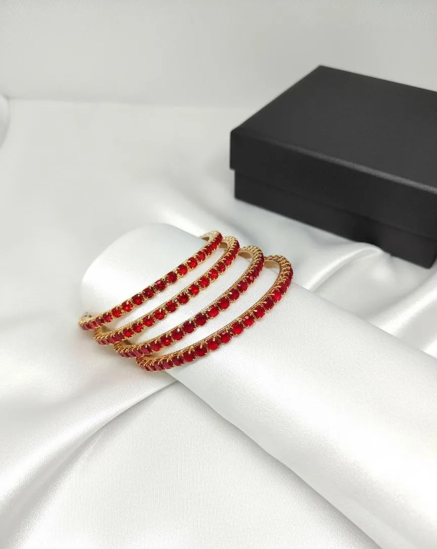 Red 4 Pcs Plain Alloy Bangle Set
