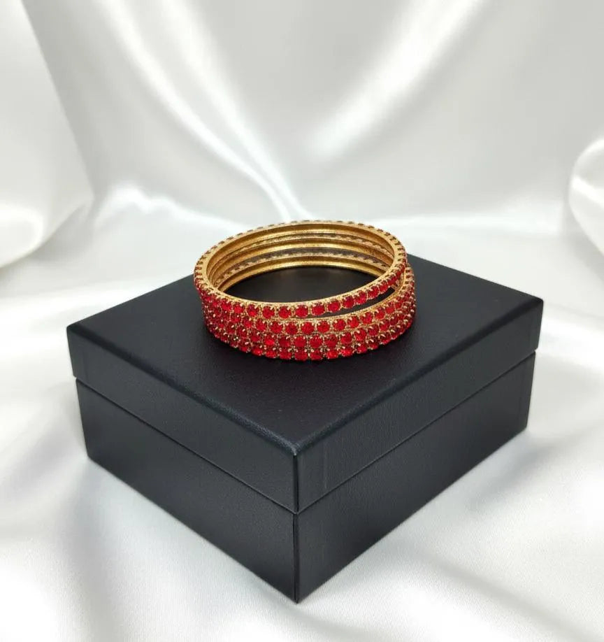 Red 4 Pcs Plain Alloy Bangle Set